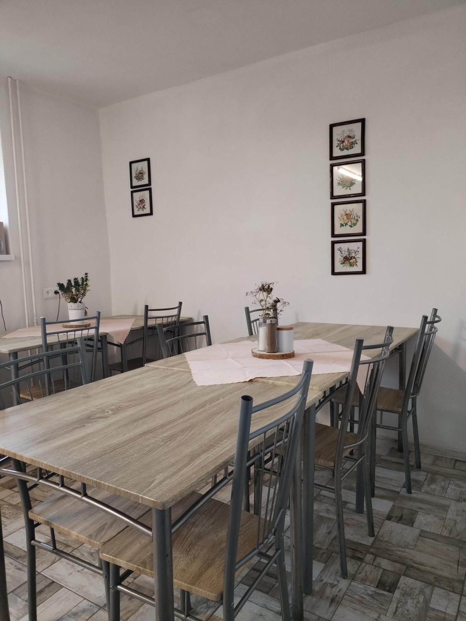 Turisticka Ubytovna Hornad Spišské Tomášovce Exterior foto