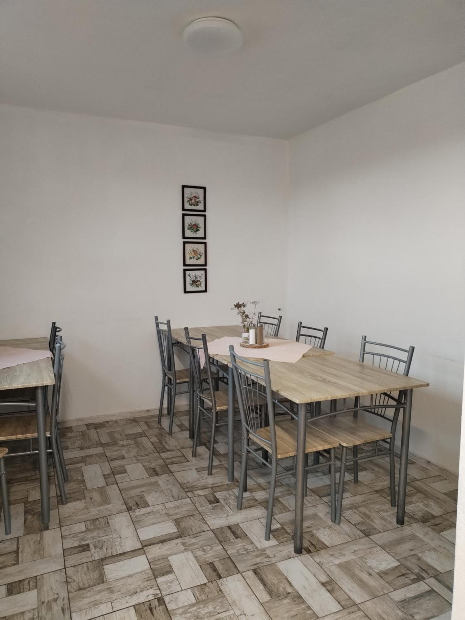Turisticka Ubytovna Hornad Spišské Tomášovce Exterior foto